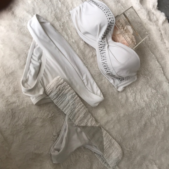 Victoria's Secret Other - Victoria Secret stud bandeau bikini